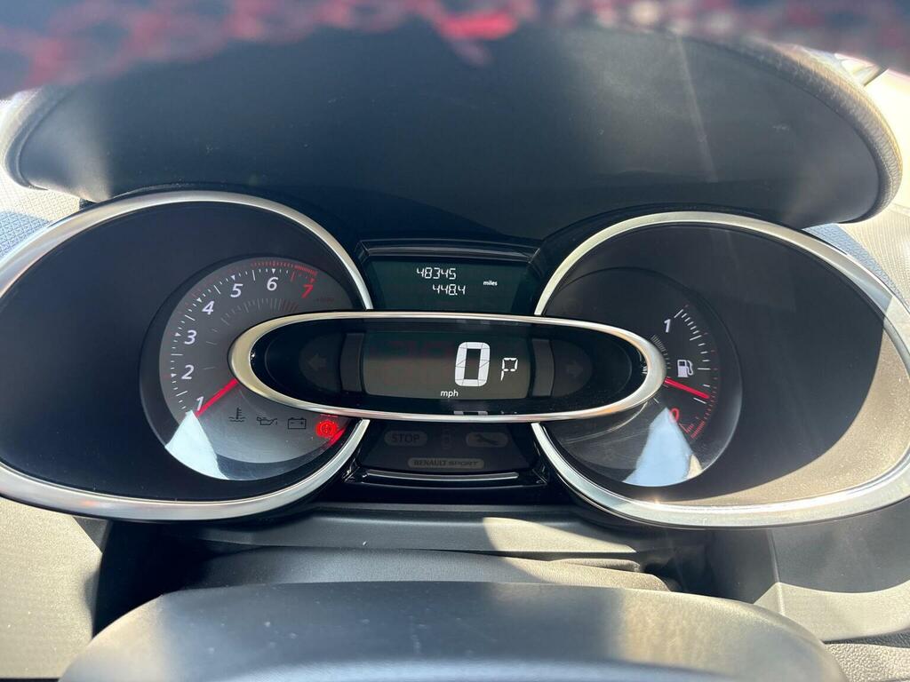 Renault Clio Red #21