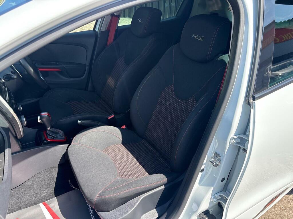 Renault Clio Red #22