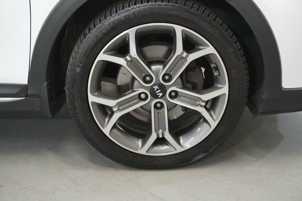 Kia Xceed 1.4L 3 White #3