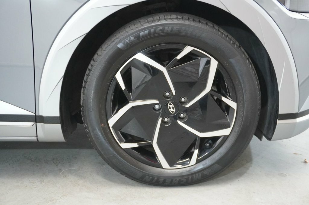Hyundai Ioniq 5 Hatchback Grey #3
