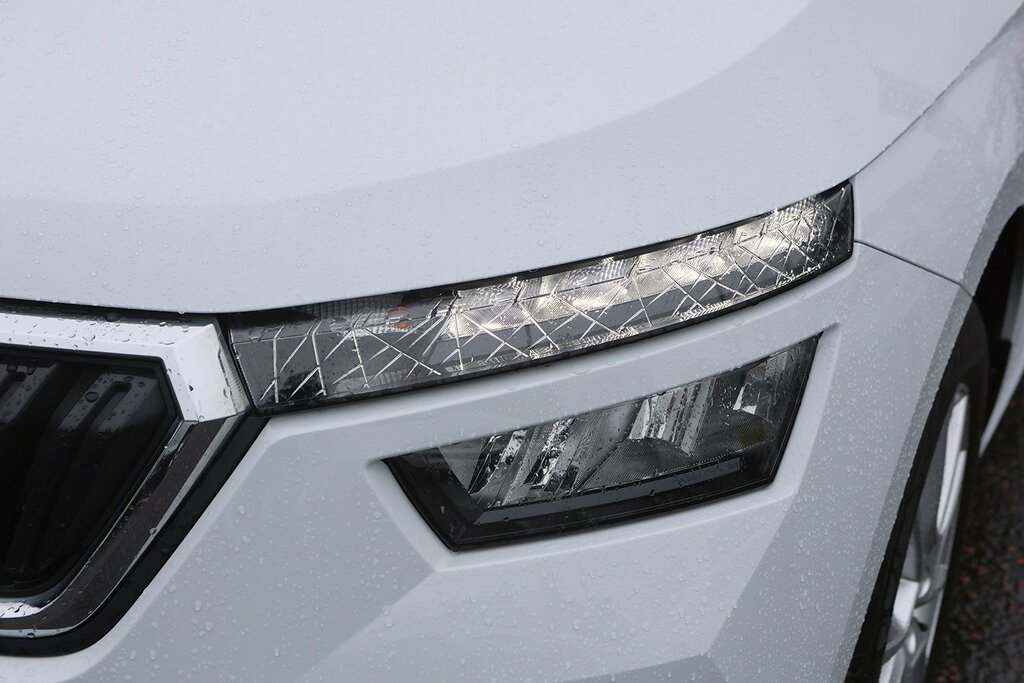 Skoda Kamiq 2023 Skoda Kamiq 1.0 Se Tsi HT23OEJ White #5