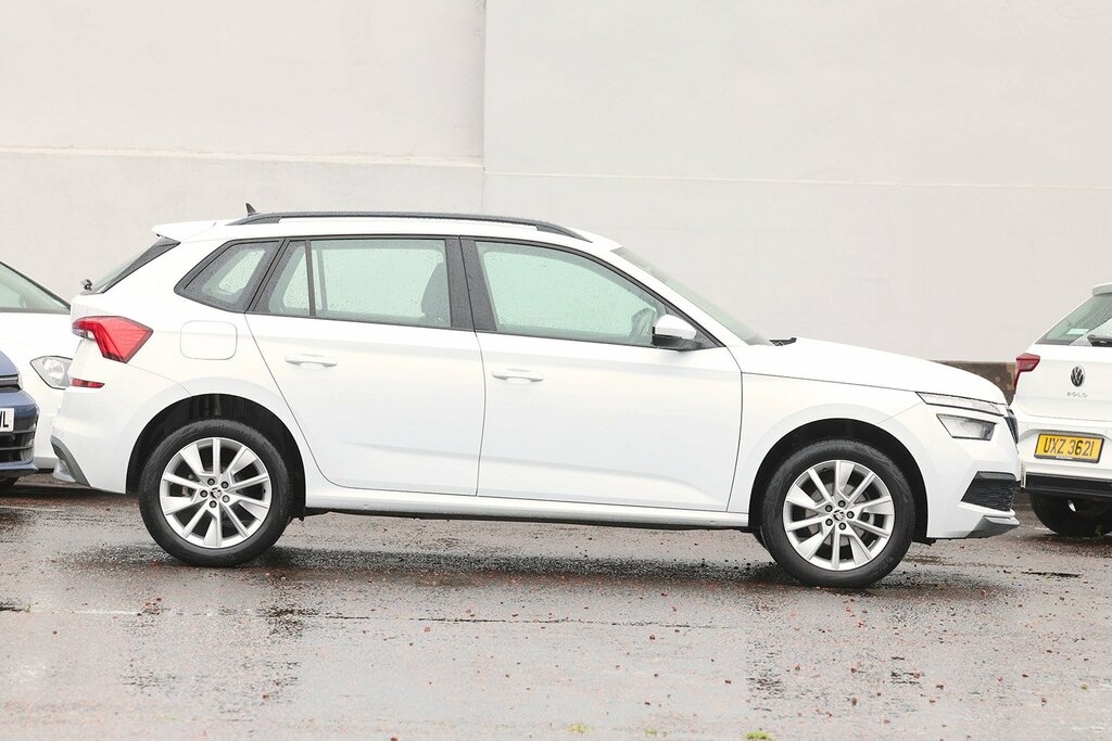 Skoda Kamiq 2023 Skoda Kamiq 1.0 Se Tsi HT23OEJ White #2