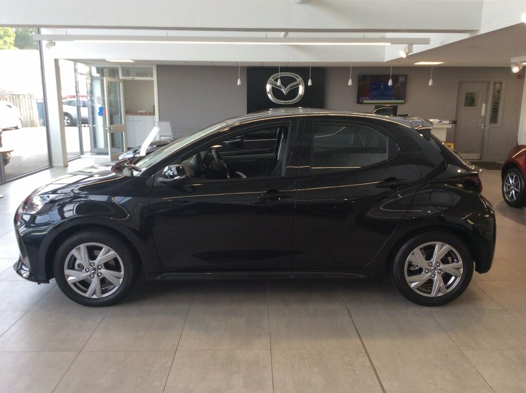 Mazda 2 2026 Mazda 2 1.5I Hybrid Exclusive Line Cvt KSZ2588 Black #4