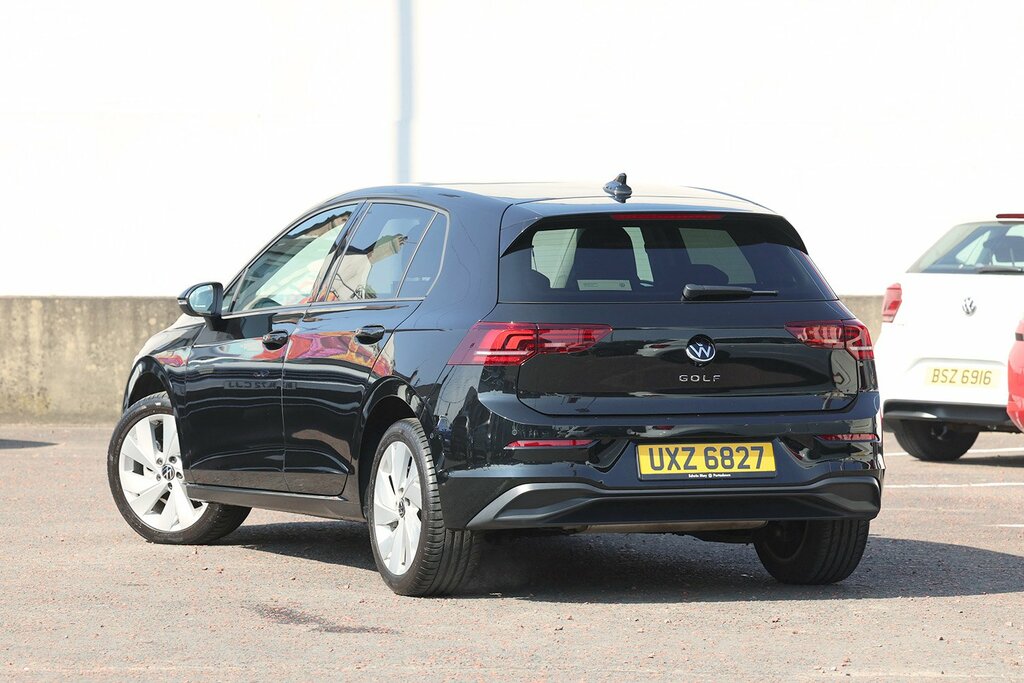 Volkswagen Golf 2025 Volkswagen Golf 1.5 Match Tsi UXZ6827 Black #3
