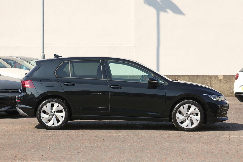 Volkswagen Golf 2025 Volkswagen Golf 1.5 Match Tsi UXZ6827 Black #2