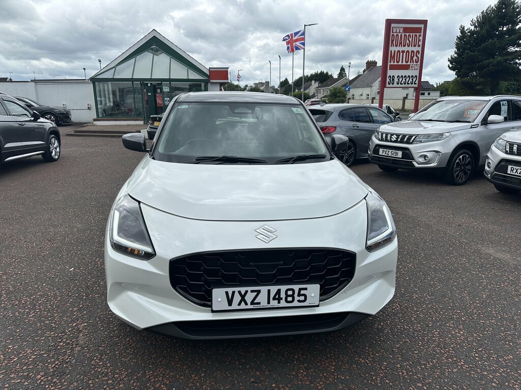 Suzuki Swift 2025 Suzuki Swift 1.2 Motion White #2