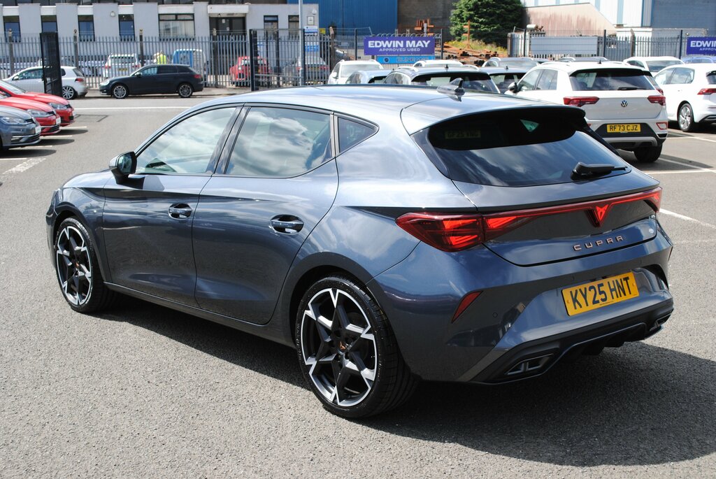 Cupra Leon 2025 Cupra Leon V2 1.5 Tsi 150 KY25HNT Grey #6