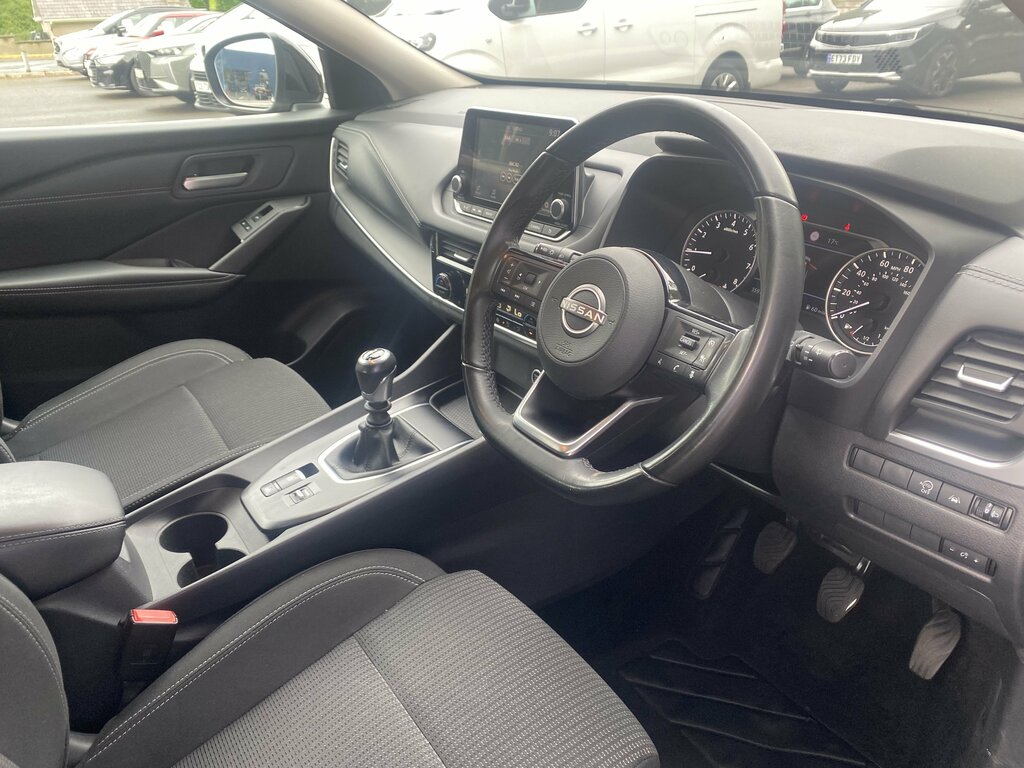 Nissan Qashqai 2023 Nissan Qashqai 1.3 Dig-t Mh Acenta Premium SJ23UES Black #6