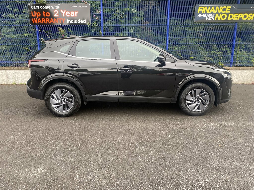 Nissan Qashqai 2023 Nissan Qashqai 1.3 Dig-t Mh Acenta Premium SJ23UES Black #2