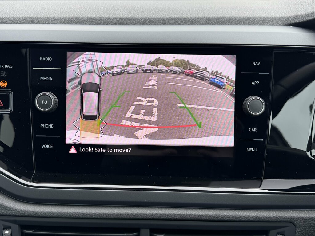 Volkswagen Taigo 2022 Volkswagen Taigo R-line 1.5 Tsi 150Ps Dsg White #4