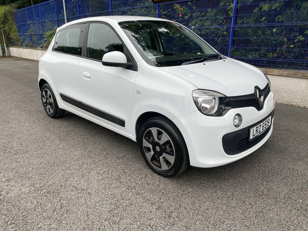 Renault Twingo 2016 Renault Twingo 1.0 Play Sce White