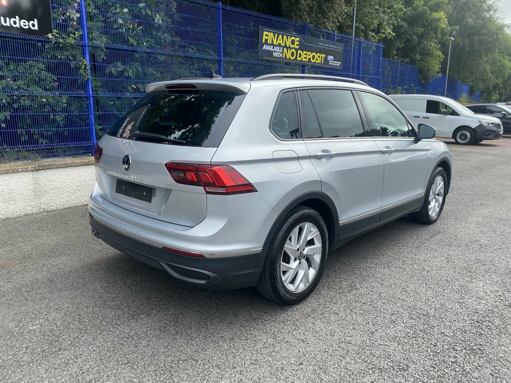 Volkswagen Tiguan 2021 Volkswagen Tiguan 2.0Tdi Life Dsg GL21FDO Silver #3