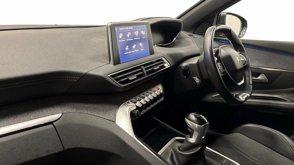 Peugeot 3008 1.2 Puretech Gt Line Premium Navigation Cam Red #6