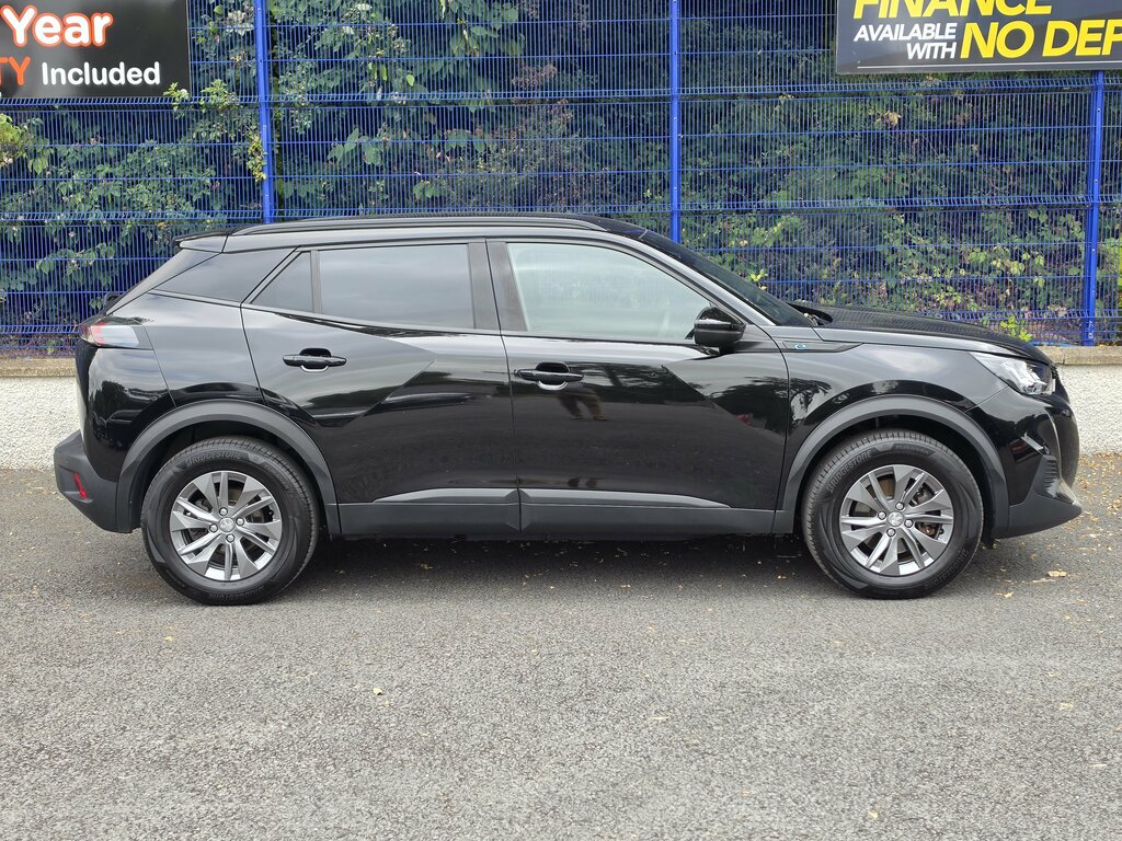 Peugeot e-2008 2023 Peugeot 2008 50Kwh Active Premium YM23MPO Black #2
