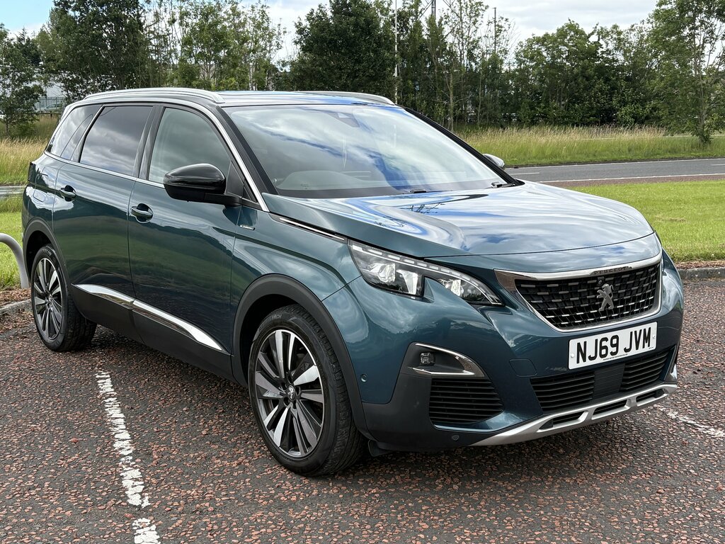 Peugeot 5008 2019 Peugeot 5008 1.2 Puretech Ss Gt Line Premium Green