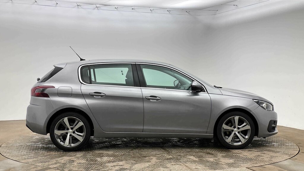 Peugeot 308 2019 Peugeot 308 1.5 Bhdi Allure Grey #2