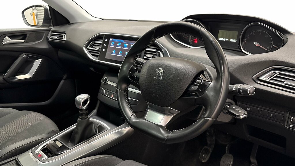 Peugeot 308 2019 Peugeot 308 1.5 Bhdi Allure Grey #5