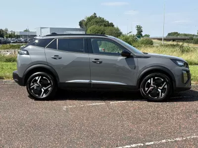 Peugeot 2008 1.2 Hybrid Gt E-dsc6 Euro 6 Ss - 2025 25 Grey #4