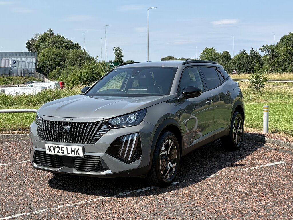 Peugeot 2008 2025 Peugeot 2008 1.2 Puretech Ss Allure Grey #2
