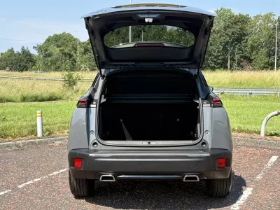 Peugeot 2008 1.2 Hybrid Gt E-dsc6 Euro 6 Ss - 2025 25 Grey #8