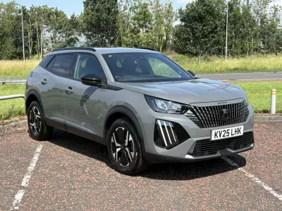 Peugeot 2008 1.2 Hybrid Gt E-dsc6 Euro 6 Ss - 2025 25 Grey #1