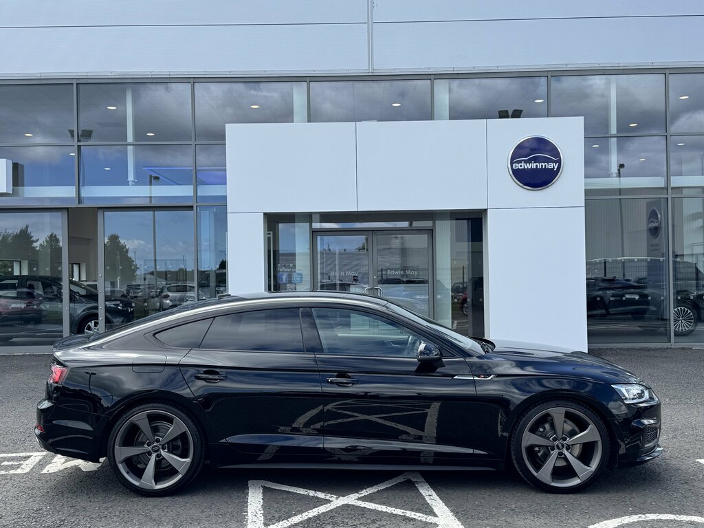 Audi A5 2019 Audi A5 Sportback Black Edition 2.0 Tfsi 190 Black