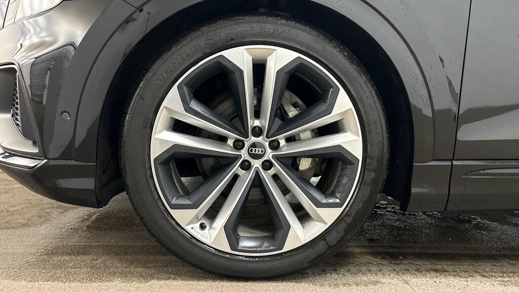 Audi Q8 2022 Audi Q8 50 Tdi Quattro Black Edition Black #5