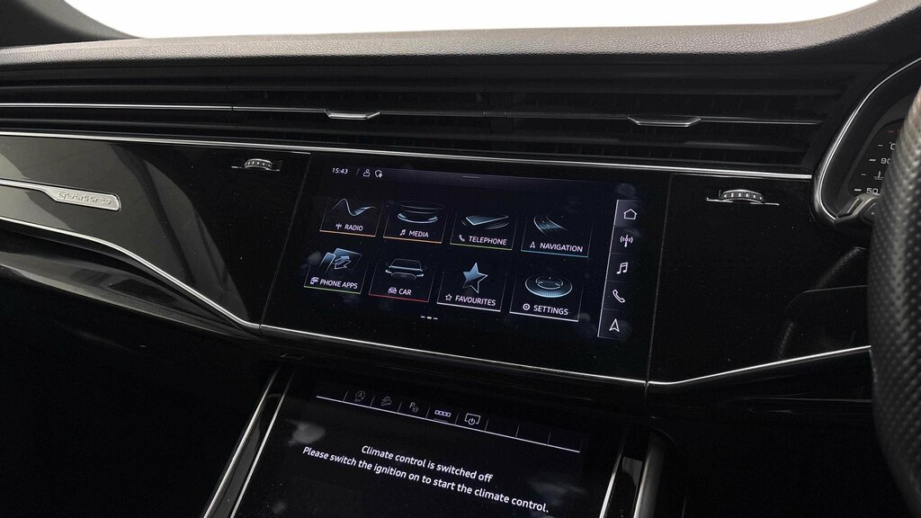 Audi Q8 3L Black Edition Black #8