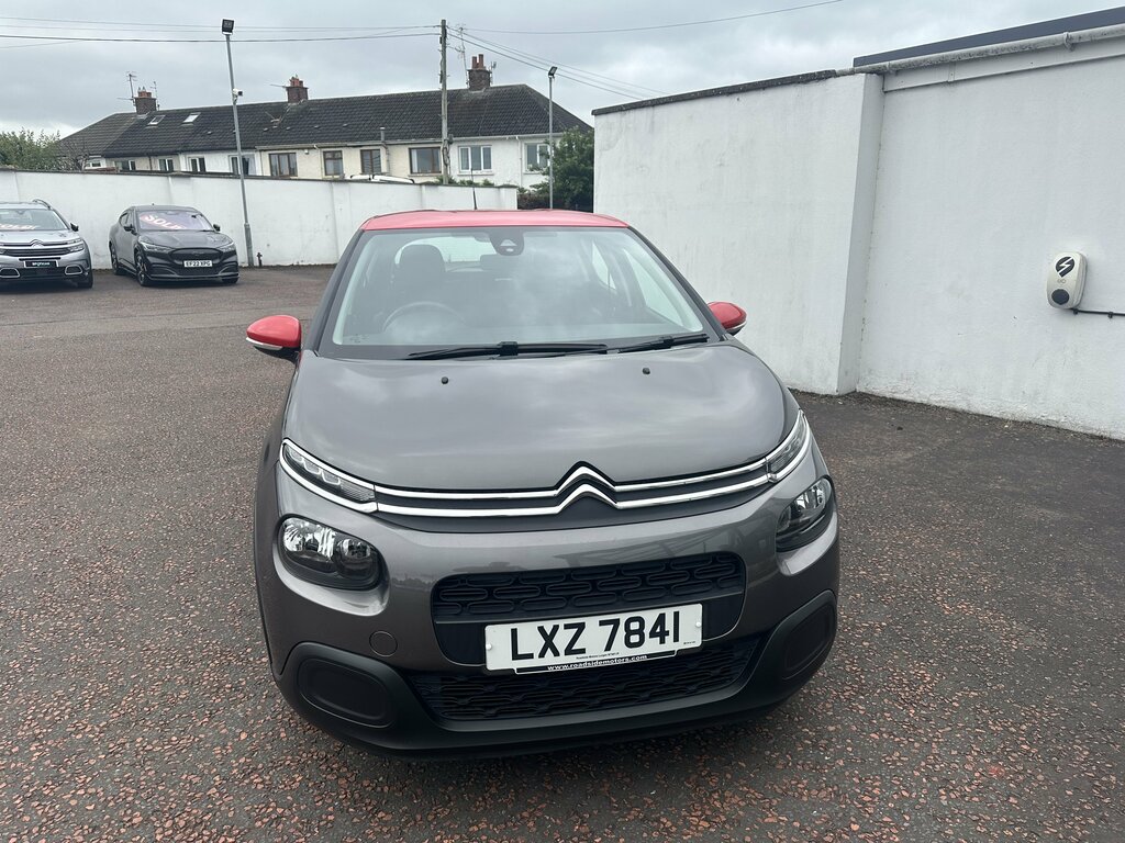 Citroen C3 2018 Citroen C3 1.2 Puretech Feel Grey #2