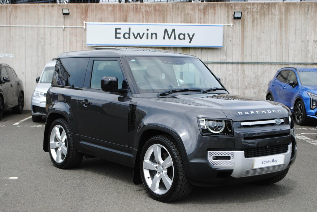 Land Rover Defender 90 2022 Land Rover Defender 90 3.0 Se Mhev Grey