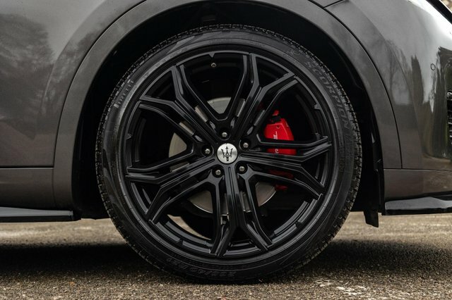 Maserati Levante Levante Gransport V6 Black #28