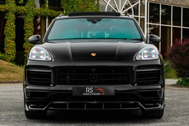 Porsche Cayenne 3.0 V6 E-hybrid 17.9Kwh Platinum Edition Tiptronic HX72YXB Black #4