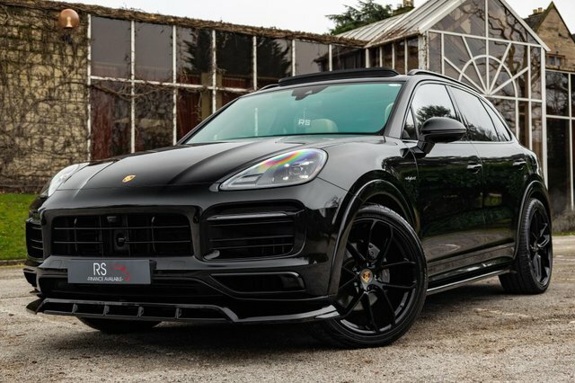 Porsche Cayenne 3.0 V6 E-hybrid 17.9Kwh Platinum Edition Tiptronic Black #6