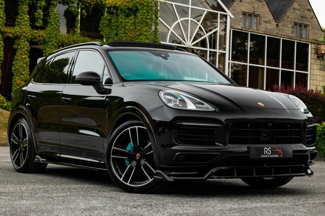 Porsche Cayenne 3.0 V6 E-hybrid 17.9Kwh Platinum Edition Tiptronic Black