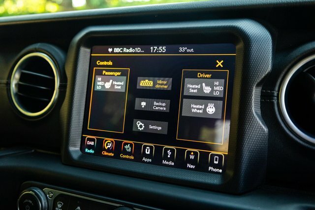 Jeep Wrangler Sahara Orange #17