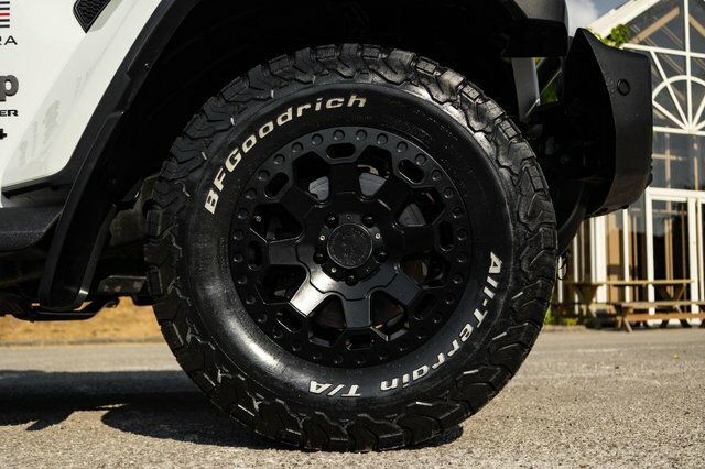 Jeep Wrangler Sahara Orange #32