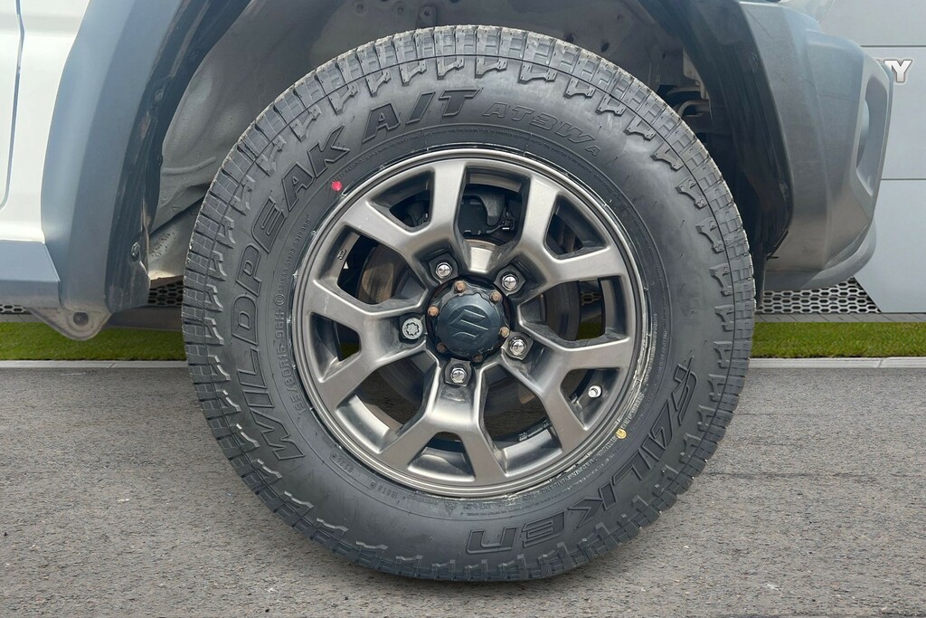 Suzuki Jimny 1.5 Sz5 Allgrip WO19OEK White #6