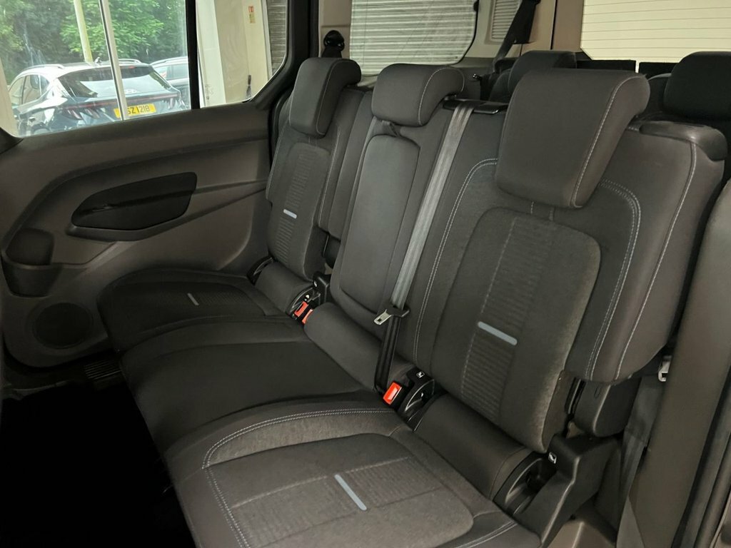 Ford Grand Tourneo Connect 1.5L Active LC22UZE Black #6