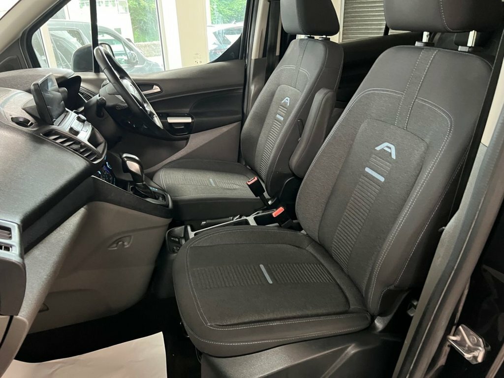 Ford Grand Tourneo Connect 1.5L Active LC22UZE Black #5