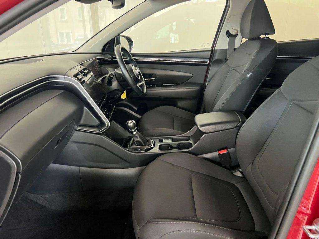 Hyundai Tucson 1.6L Se Connect SH23FRV Red #4