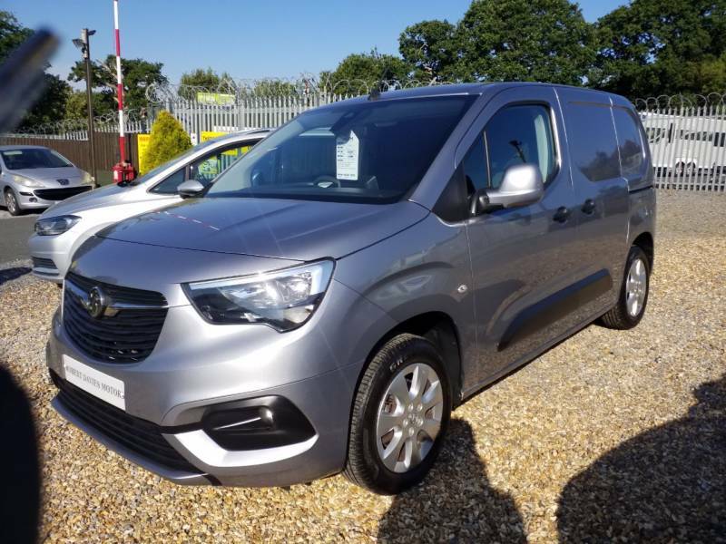 Vauxhall Combo 2000 1.5 Turbo D 100Ps H1 Griffin Van Grey #3