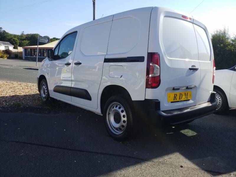 Vauxhall Combo 2300 1.5 Turbo D 100Ps H1 Prime Van White #4