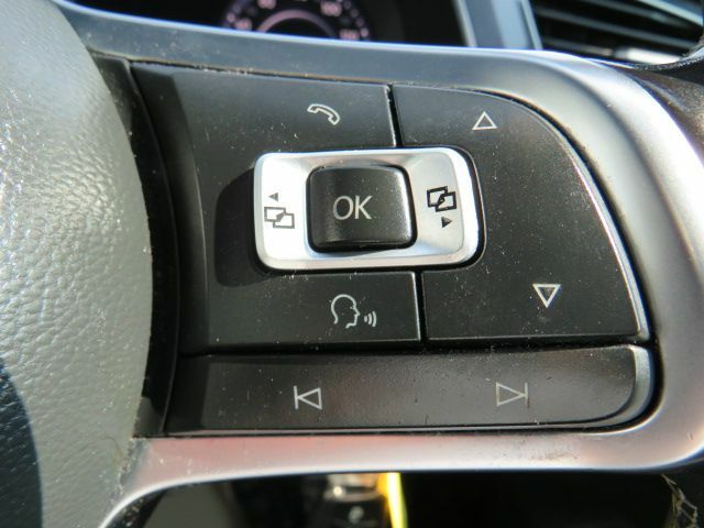 Volkswagen Tiguan Automatic Black #25