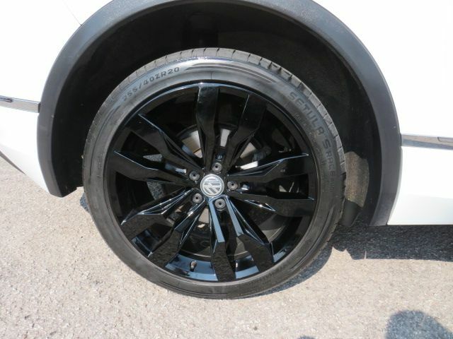 Volkswagen Tiguan Automatic Black #8