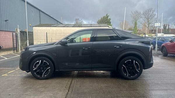 Peugeot 3008 73Kwh Allure Suv 210 Ps #6