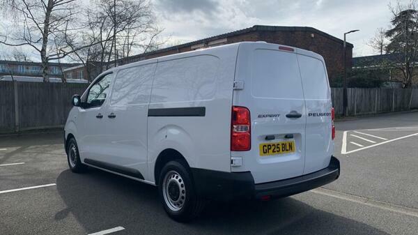 Peugeot Expert 2.0 Bluehdi Professional Long Panel Van 6Dr #5