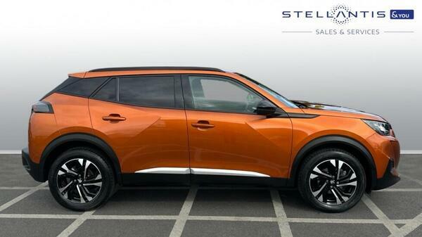Peugeot 2008 1.2 Puretech Allure Premium Suv Eat Eur EK22VOD #2
