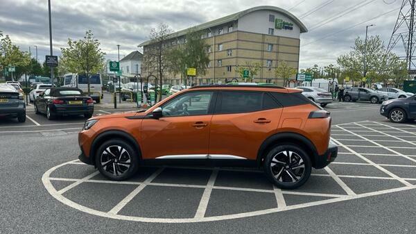 Peugeot 2008 1.2 Puretech Allure Premium Suv Eat Eur EK22VOD #6