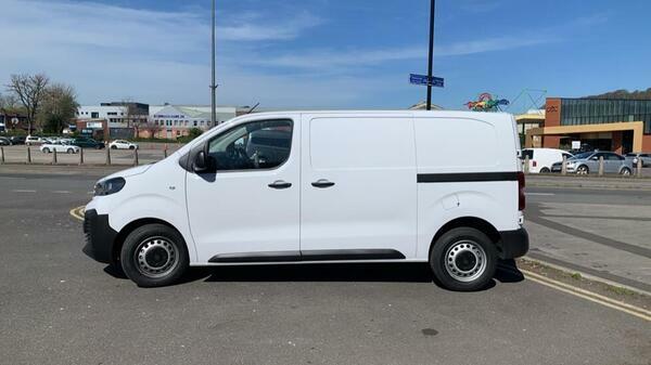Peugeot Expert 1.5 Bluehdi Professional Standard Panel Van 6Dr Di YS75VFF #6