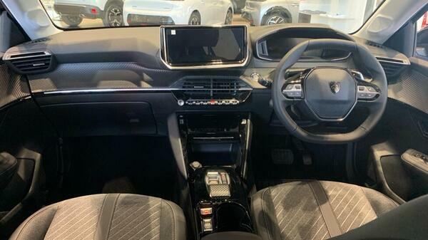Peugeot 208 1.2 Allure E-dsc6 Euro 6 Ss BG26MBU #4